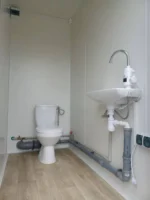 Contenedor sanitario doble WC+ducha 2,46x1,97m robusto Obornickie. - Imagen 6