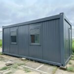 Unidad de stock 6×3 metros con ventanas lado largo izquierdo RAL 7016